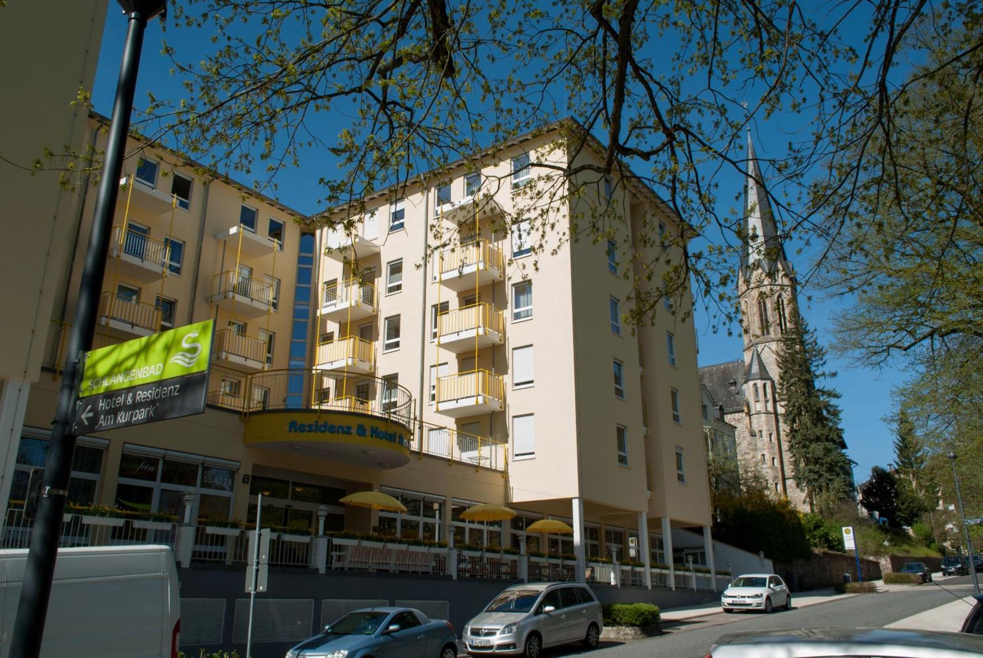 Hotel & Residenz Am Kurpark Schlangenbad Buitenkant foto