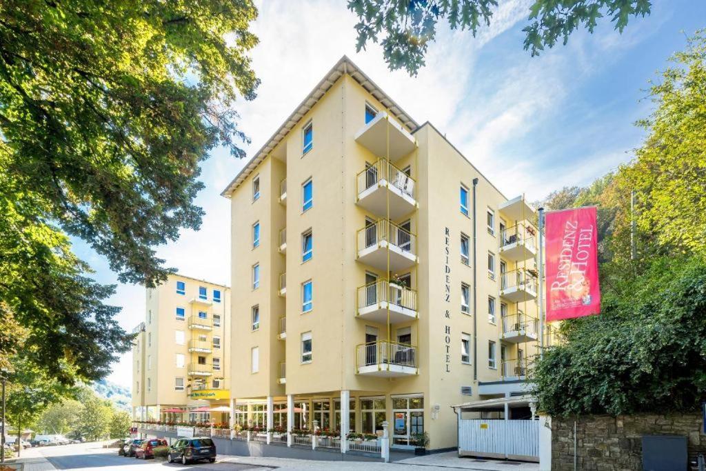 Hotel & Residenz Am Kurpark Schlangenbad Buitenkant foto
