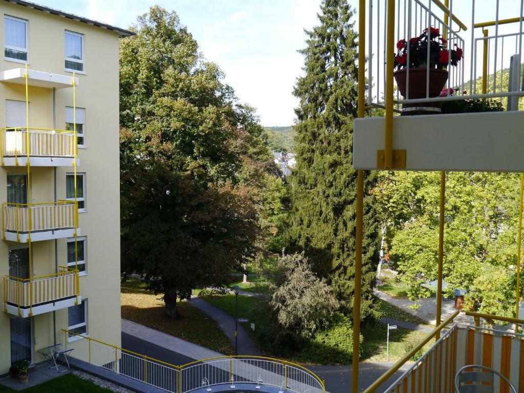 Hotel & Residenz Am Kurpark Schlangenbad Buitenkant foto