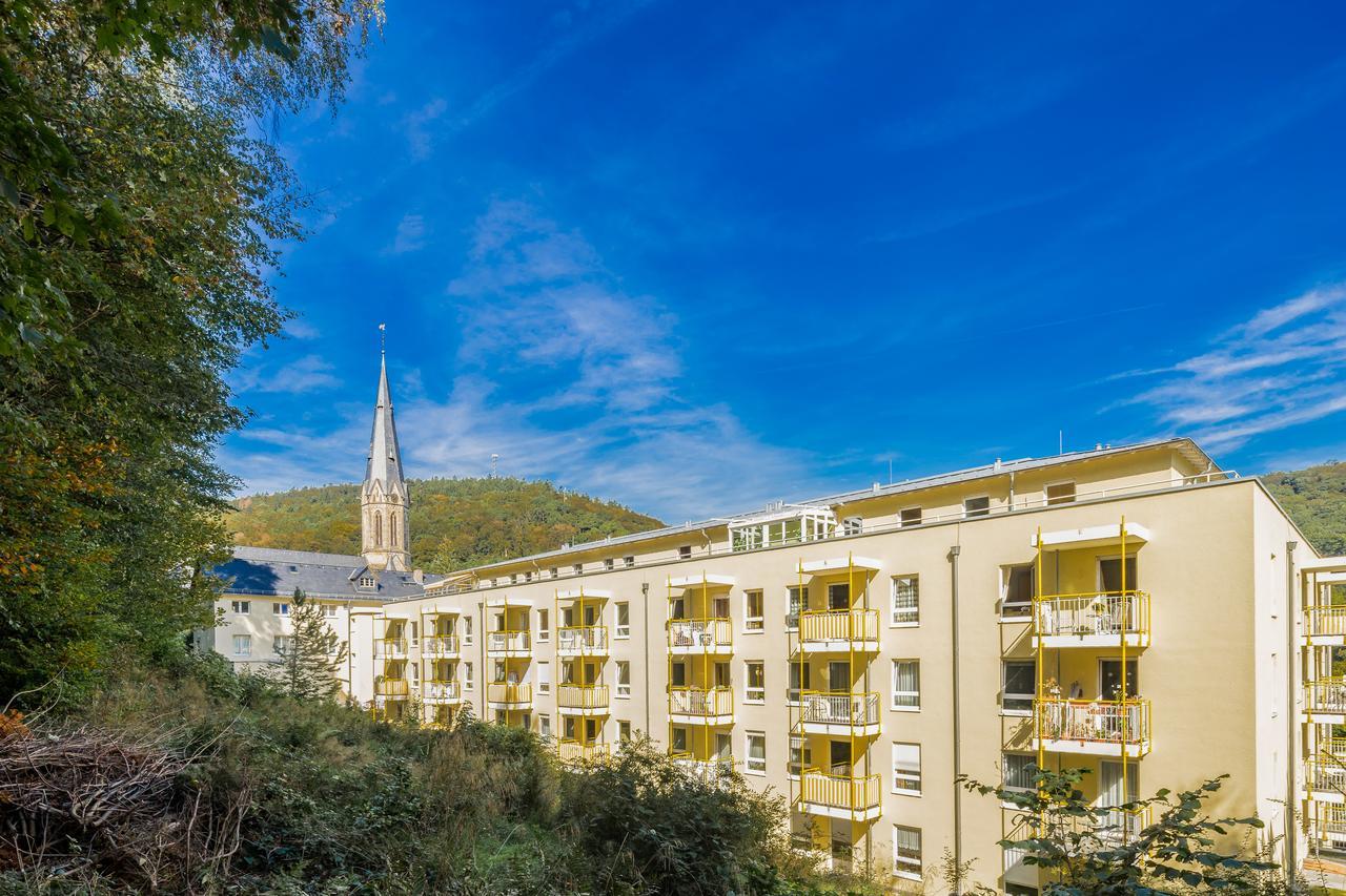 Hotel & Residenz Am Kurpark Schlangenbad Buitenkant foto