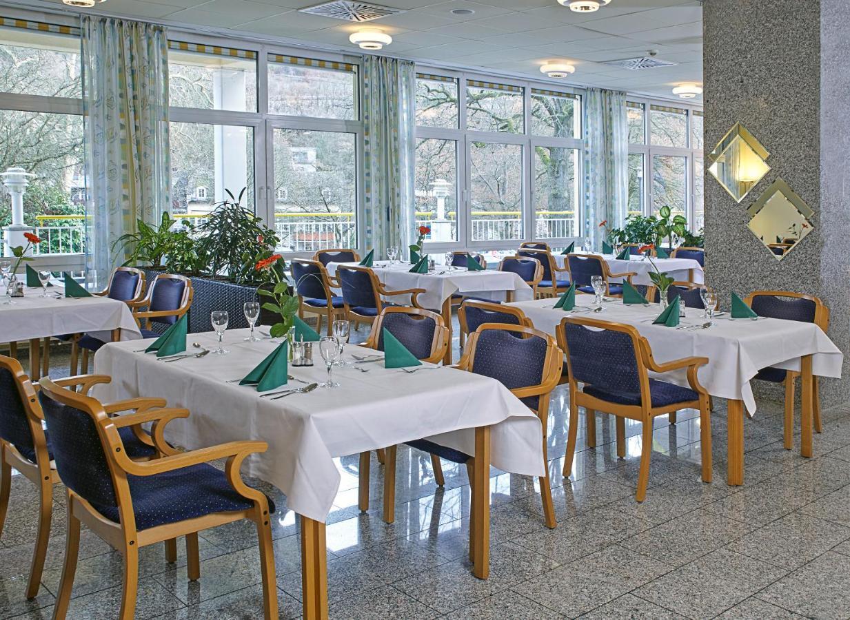 Hotel & Residenz Am Kurpark Schlangenbad Buitenkant foto